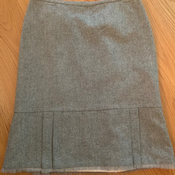 White House Black Market wool skirt - Picture 2 of 5